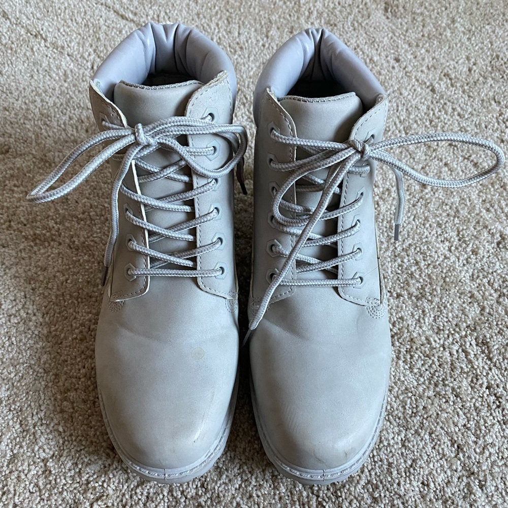 Cute Gray Boots